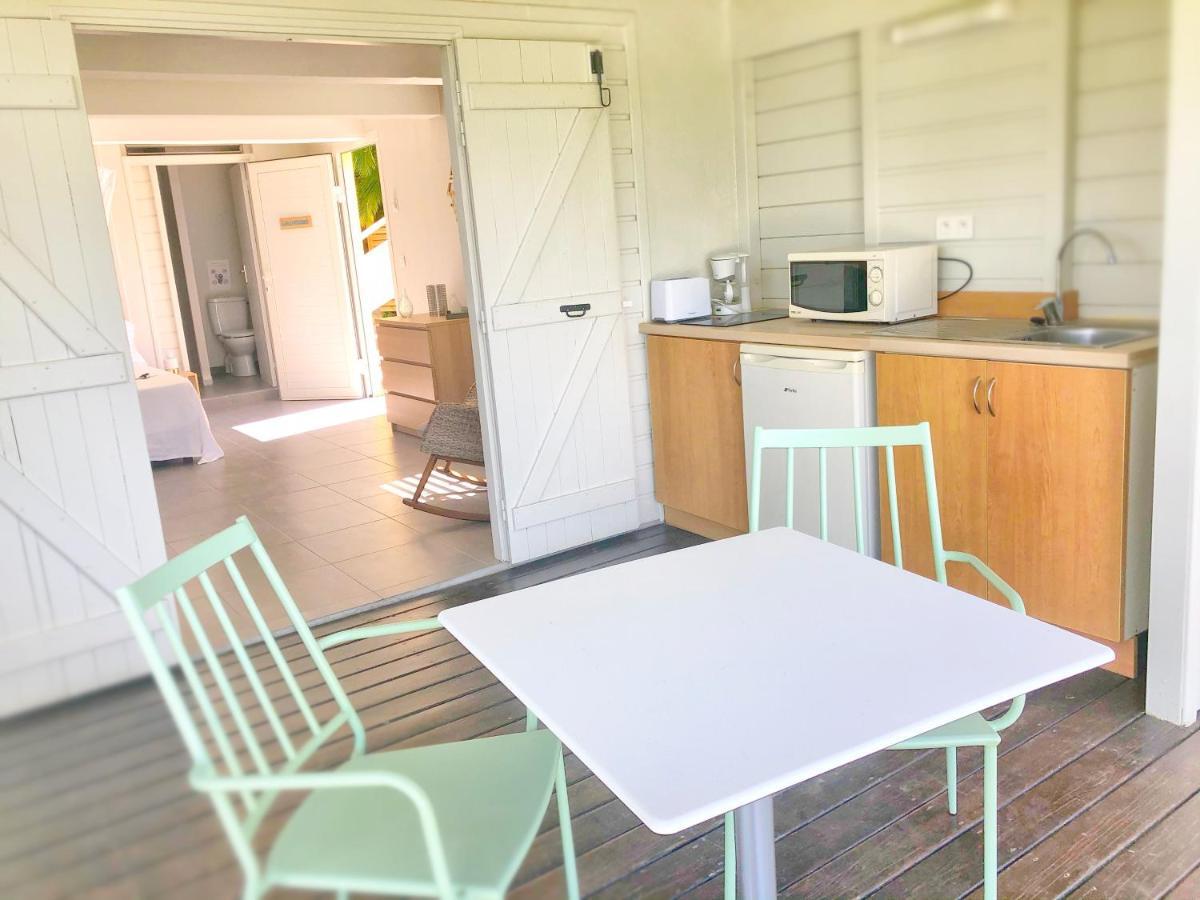 O Coeur De Deshaies Appartements Grande Anse Et Amandiers Exteriör bild